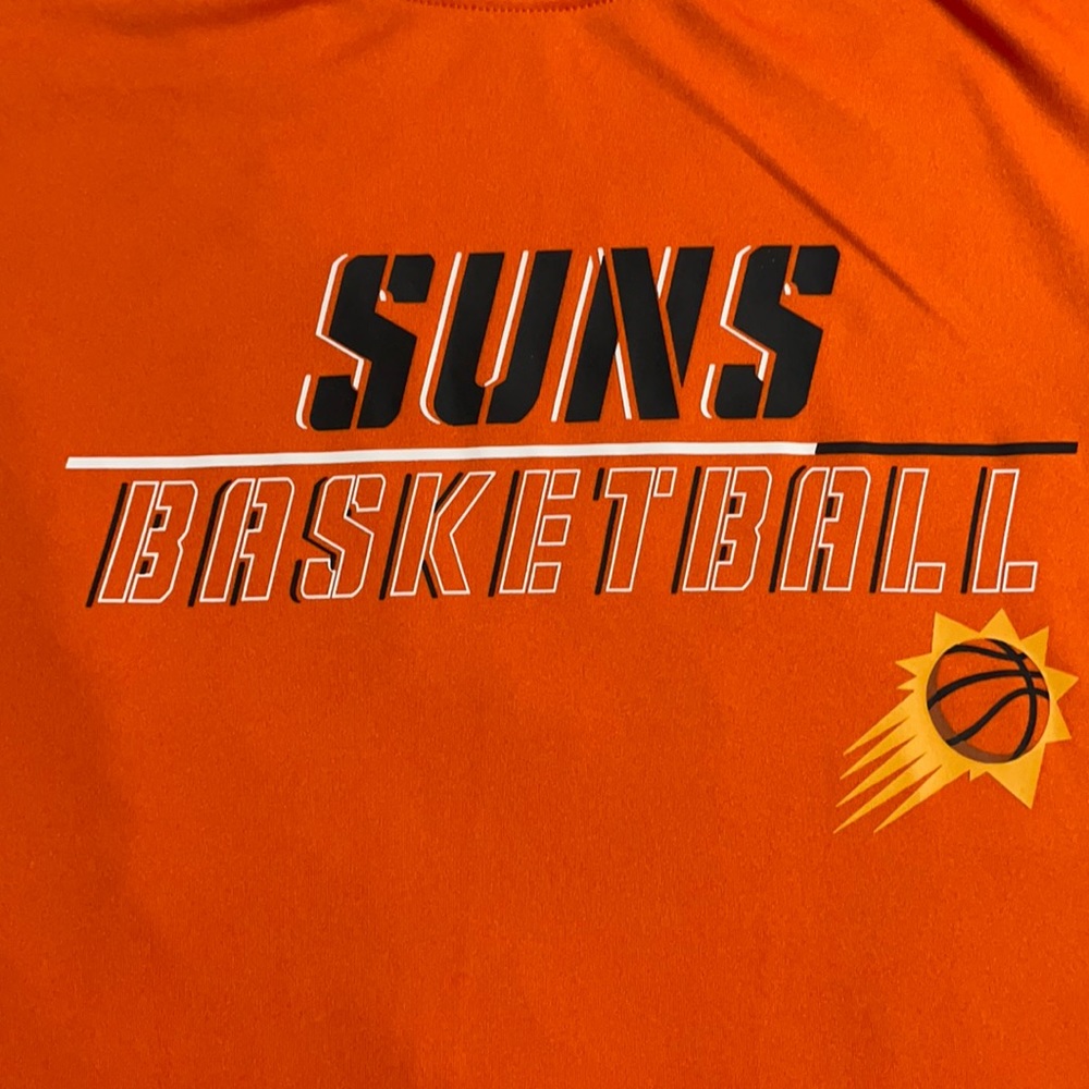 Men’s medium NBA Suns t-shirt